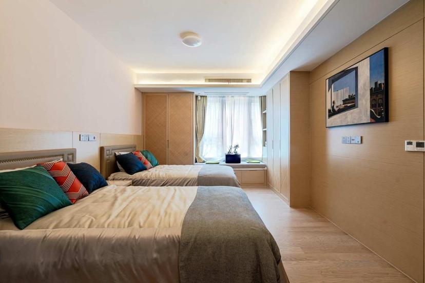 Louise House, London - Image 1